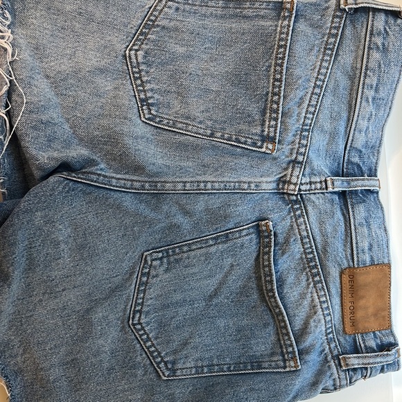 DENIM FORUM - THE YOKO MID THIGH SHORT SIZE 25 - 7 YEARS PICTURE THIE BLEU - Picture 7 of 7